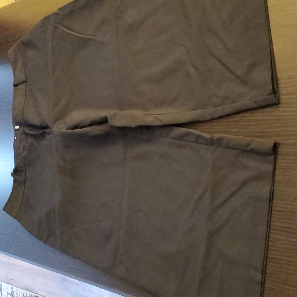Capri pants
